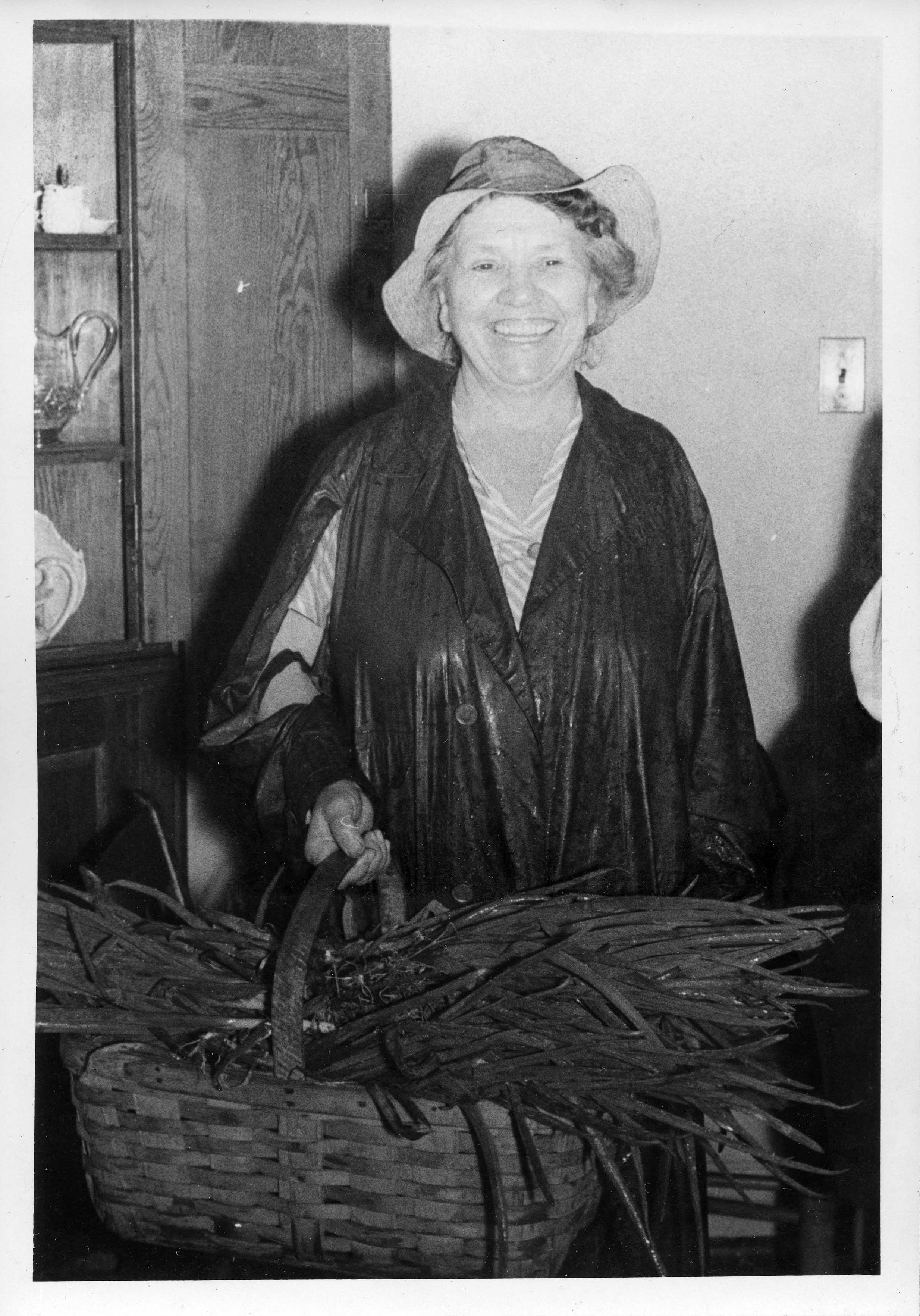 Black & White photo of the artist, Queena Stovall