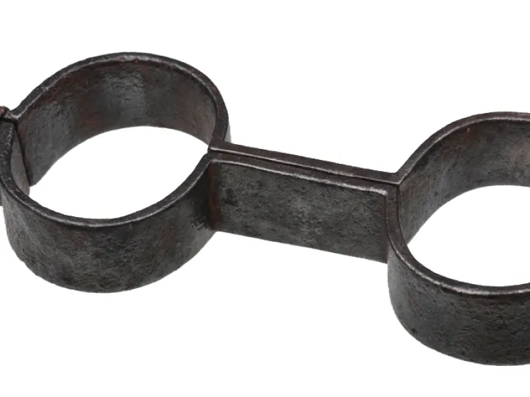 SlaveShackles.1997.89.jpg SlaveShackles.1997.89.jpg