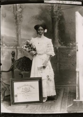 Leonie Helen Holmes photograph